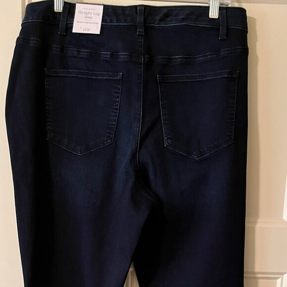 Talbots NWT Straight Leg Jeans Starlight Wash Size 14W - Picture 2 of 13